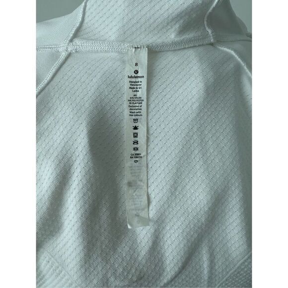 New Lululemon Ventilate Jacket Sz 8 - Picture 9 of 9